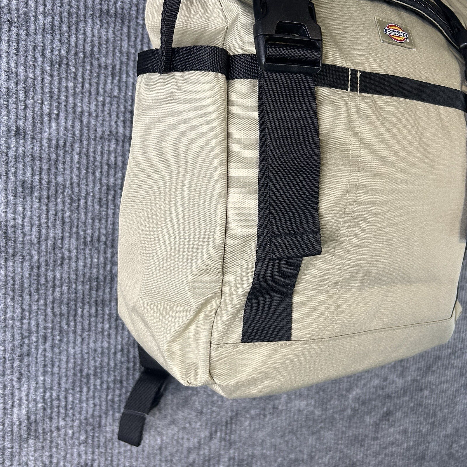 New Dickies Backpack Ashville Roll Top Khaki Water Bottle Side Pockets