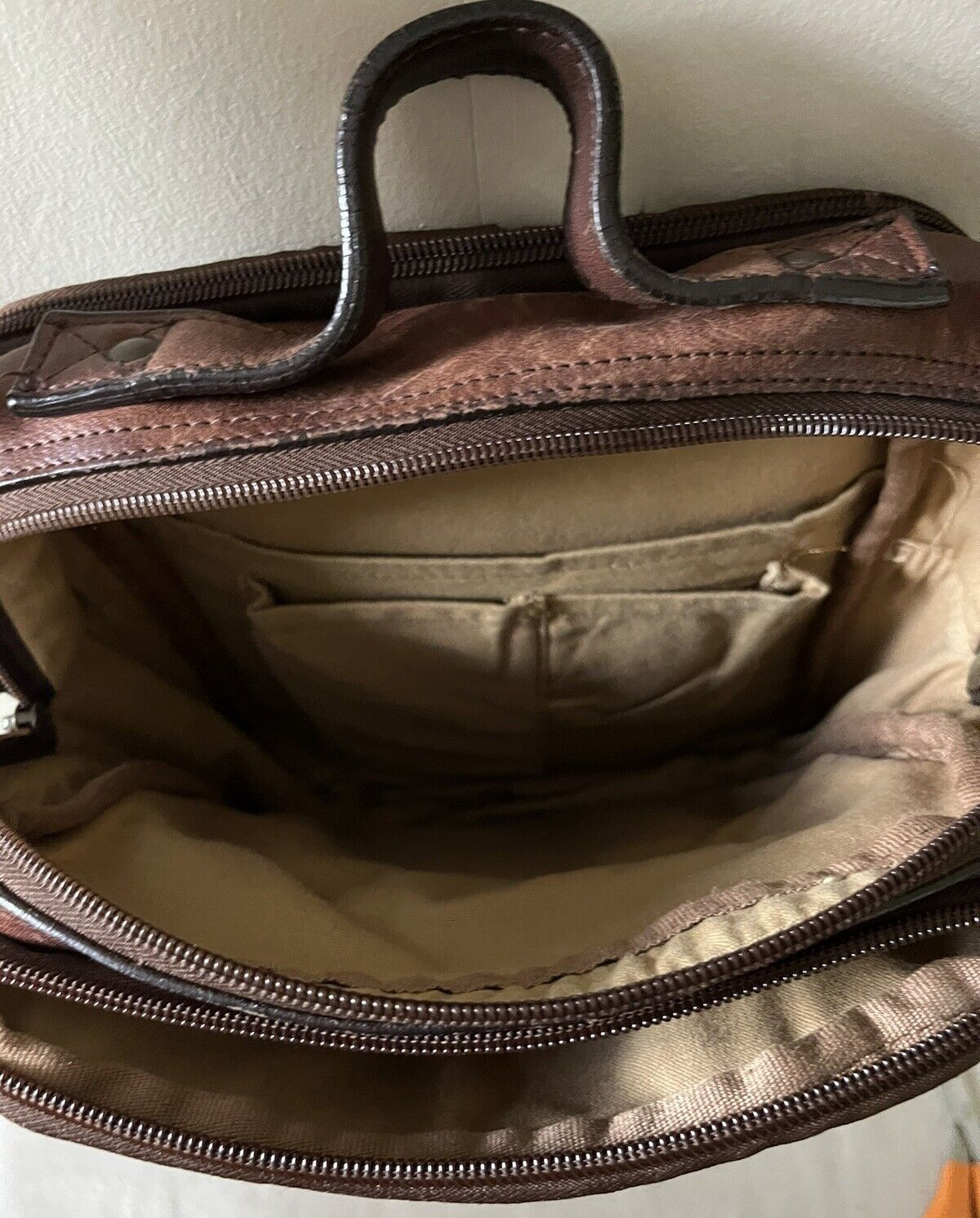 Duluth Trading Co Leather Lifetime Messenger Crossbody Shoulder Bag Man Bag
