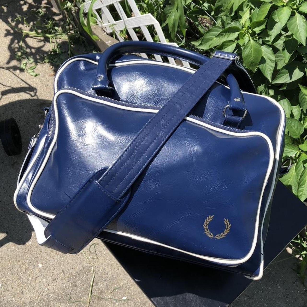 Fred Perry Holdall Leather PVC Blue/White Large Duffle Bag Luggage Carry On Bag