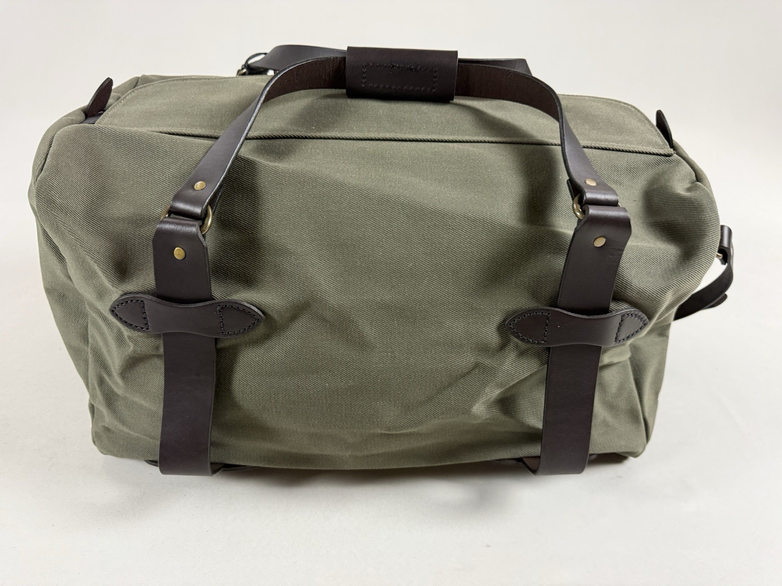 FILSON RUGGED TWILL MEDIUM DUFFLE BAG OTTER GREEN NWT US MADE