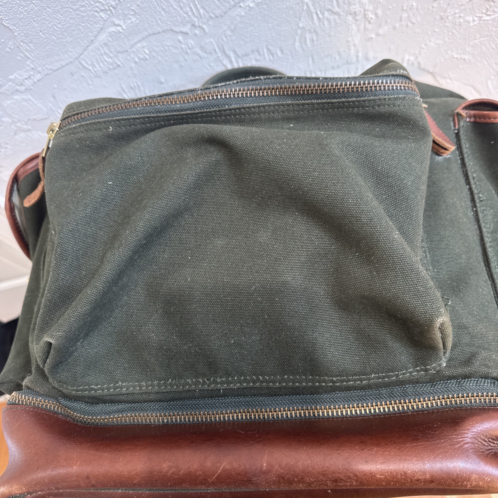 Vintage Orvis Battenkill Backpack Leather/Green Canvas Cinch Top 20” x 16”