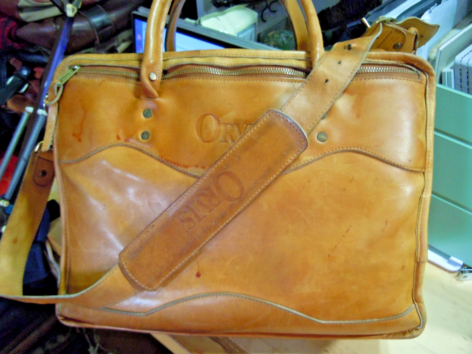 Vintage Orvis Leather Orvis/Gokey Briefcase Made in USA #19