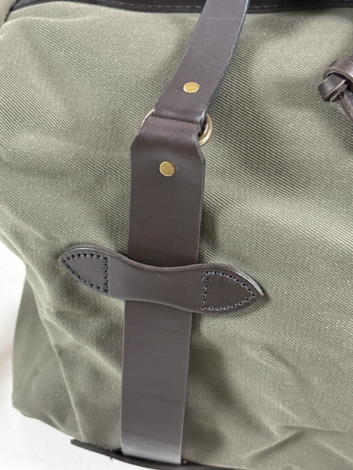 FILSON RUGGED TWILL MEDIUM DUFFLE BAG OTTER GREEN NWT US MADE