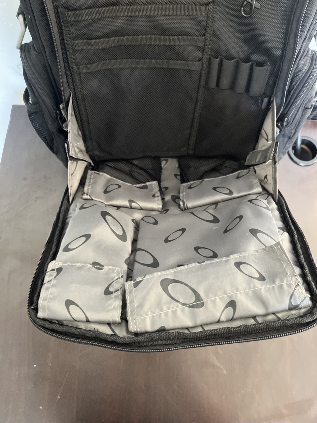 Oakley Laptop Computer Messenger Bag Black Multi Pocket Travel Tactical
