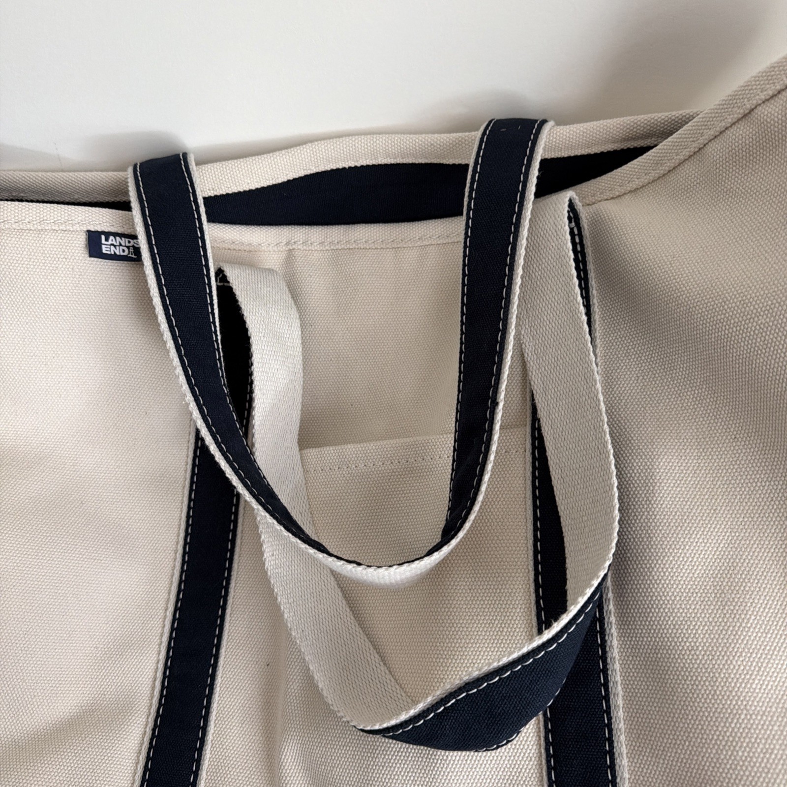 Lands End White Navy Canvas Boat Tote Bag Beach X-Large 23” x 10” 2003? * A