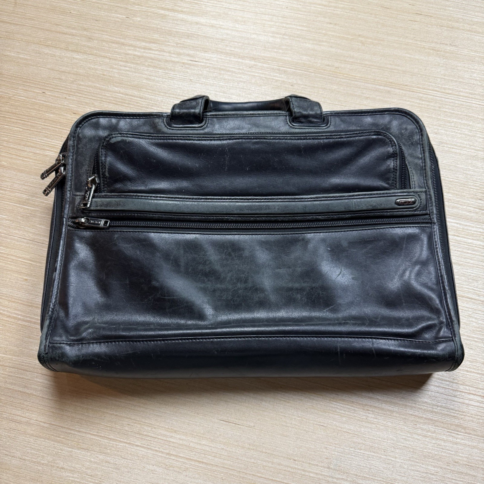 Tumi Leather Briefcase Shoulder Bag Laptop Men’s Black Messenger