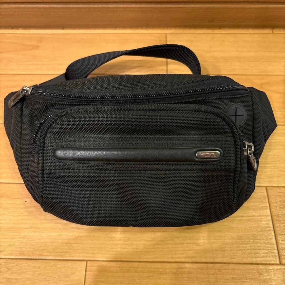 TUMI 22199D4 Waist Bag Black Multi Functional Belt Bag Crossbody Travel Organize