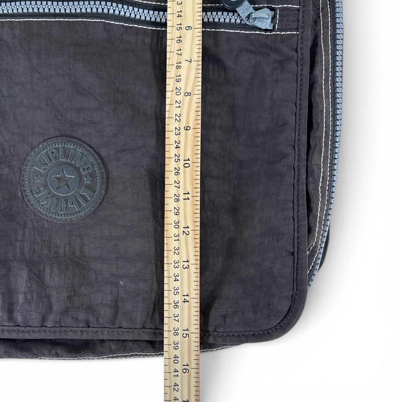 Kipling Messenger Bag Nylon Charcoal Adjustable Strap Pockets Expandable