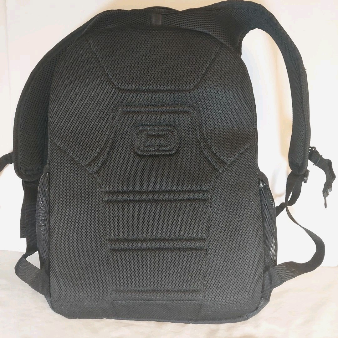 Ogio Logan Padded Backpack Laptop Bag Black With Frito Lay Embroidered Logo READ