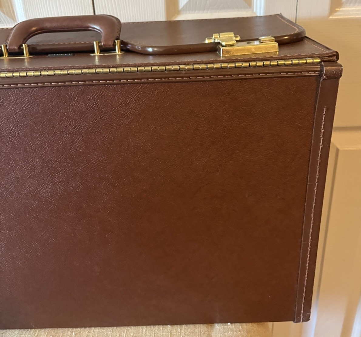 Vintage Stebco Brown Tufide Briefcase Pilots Catalog Carrying Case GUC NO KEYS
