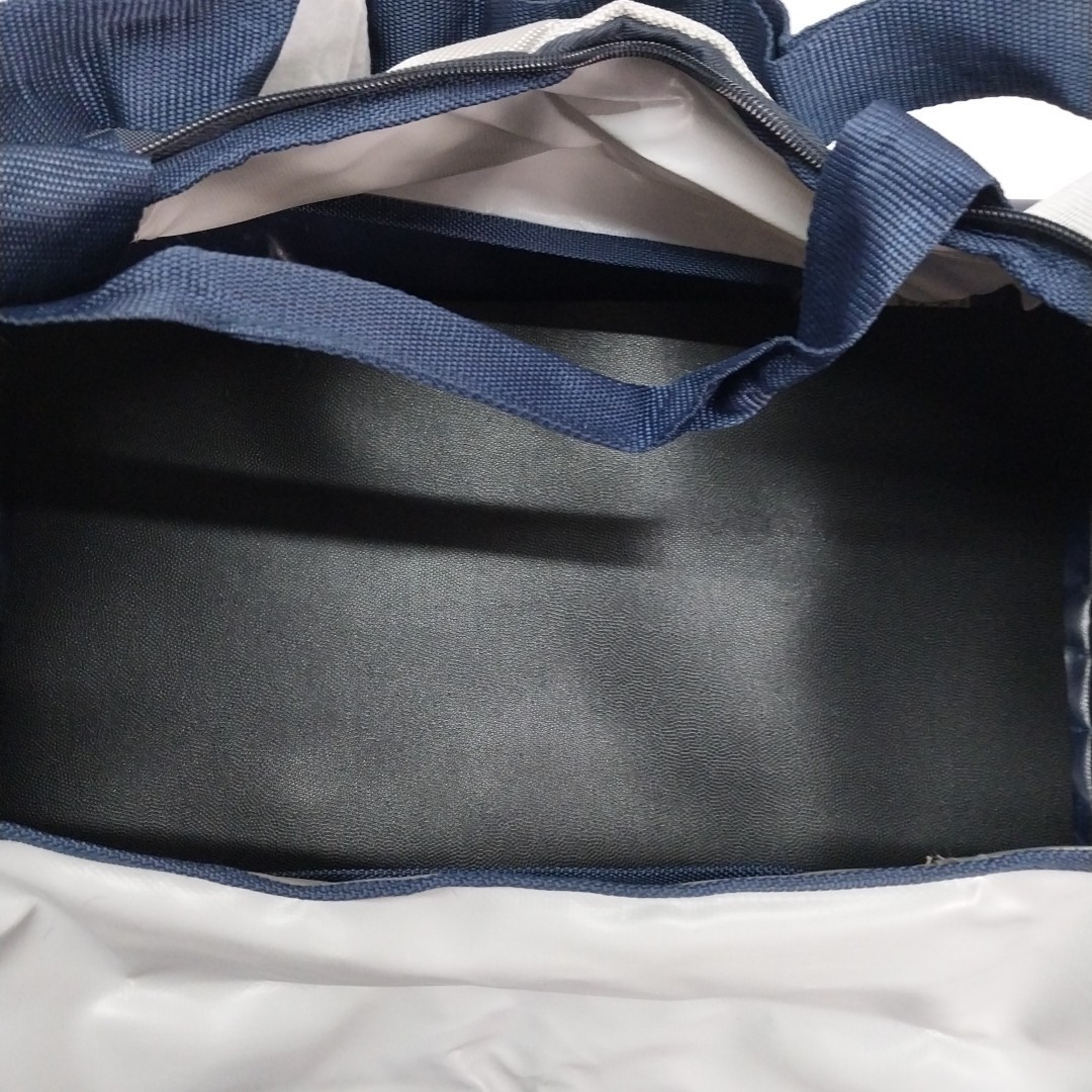 Perry Ellis Dark Navy Blue/Gray Weekend / Travel / Gym / Holdall Bag-NWT
