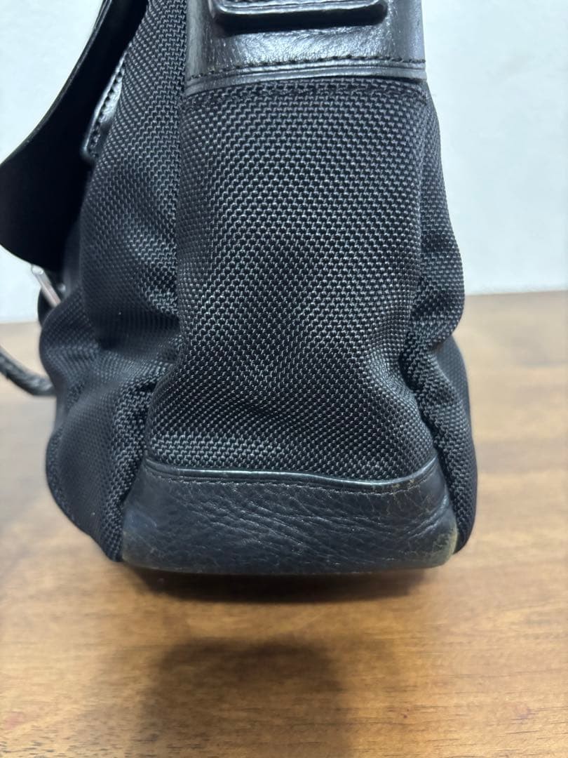 TUMI Business Bag Black