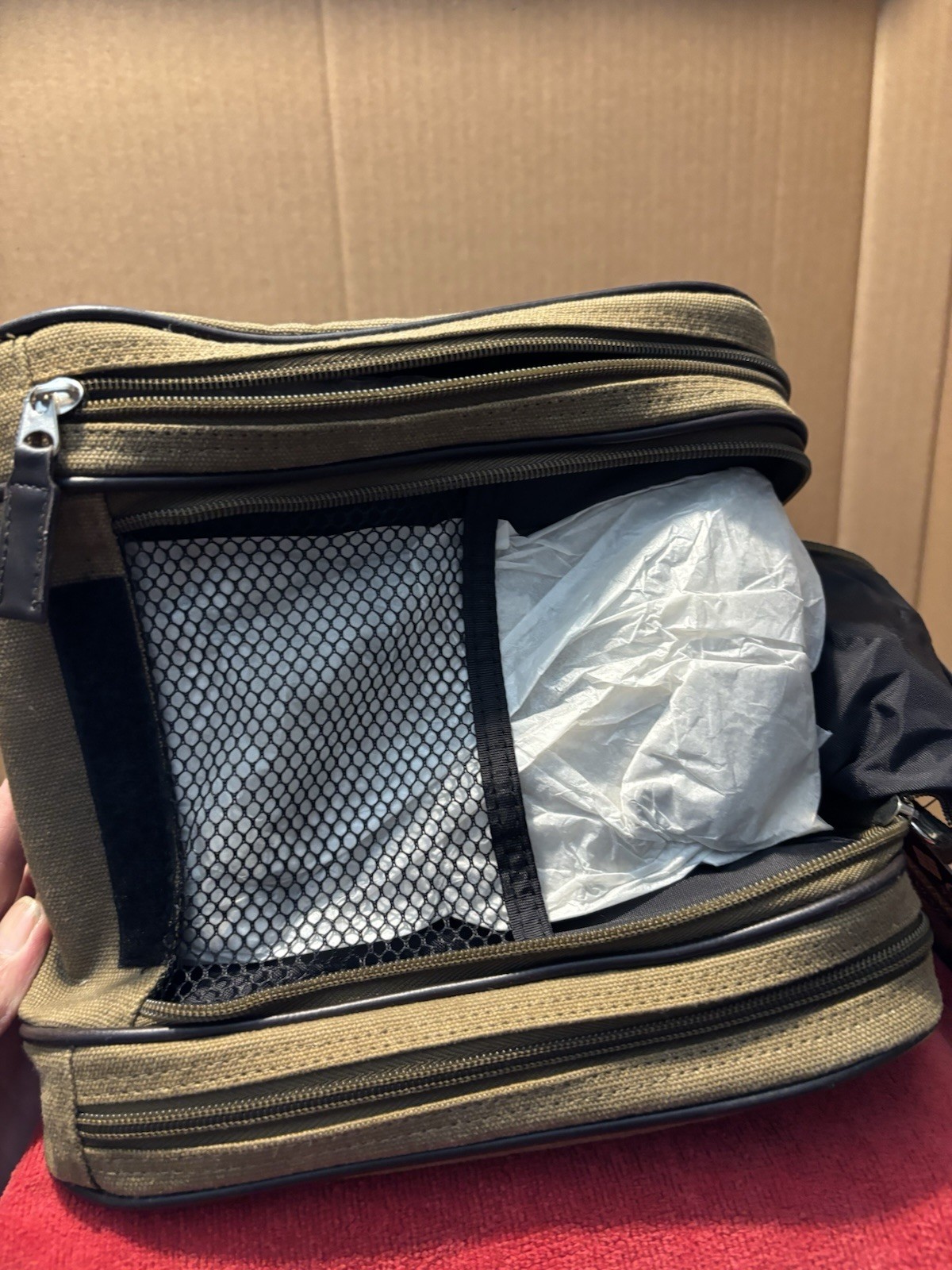 BNWT Columbia Hanging Travel Canvas Bag