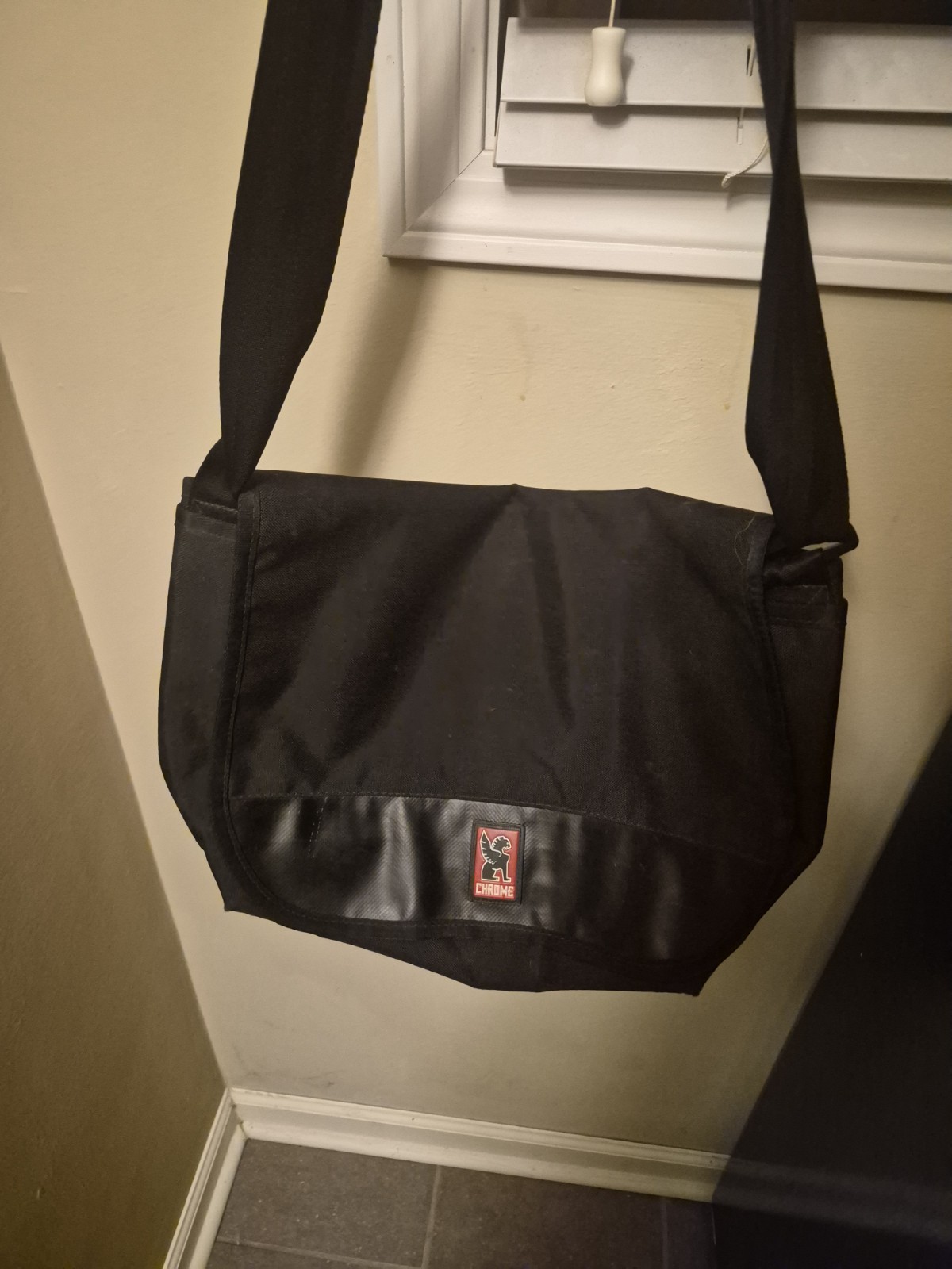 Chrome Industries Waterproof Black Messenger Carrier Bag