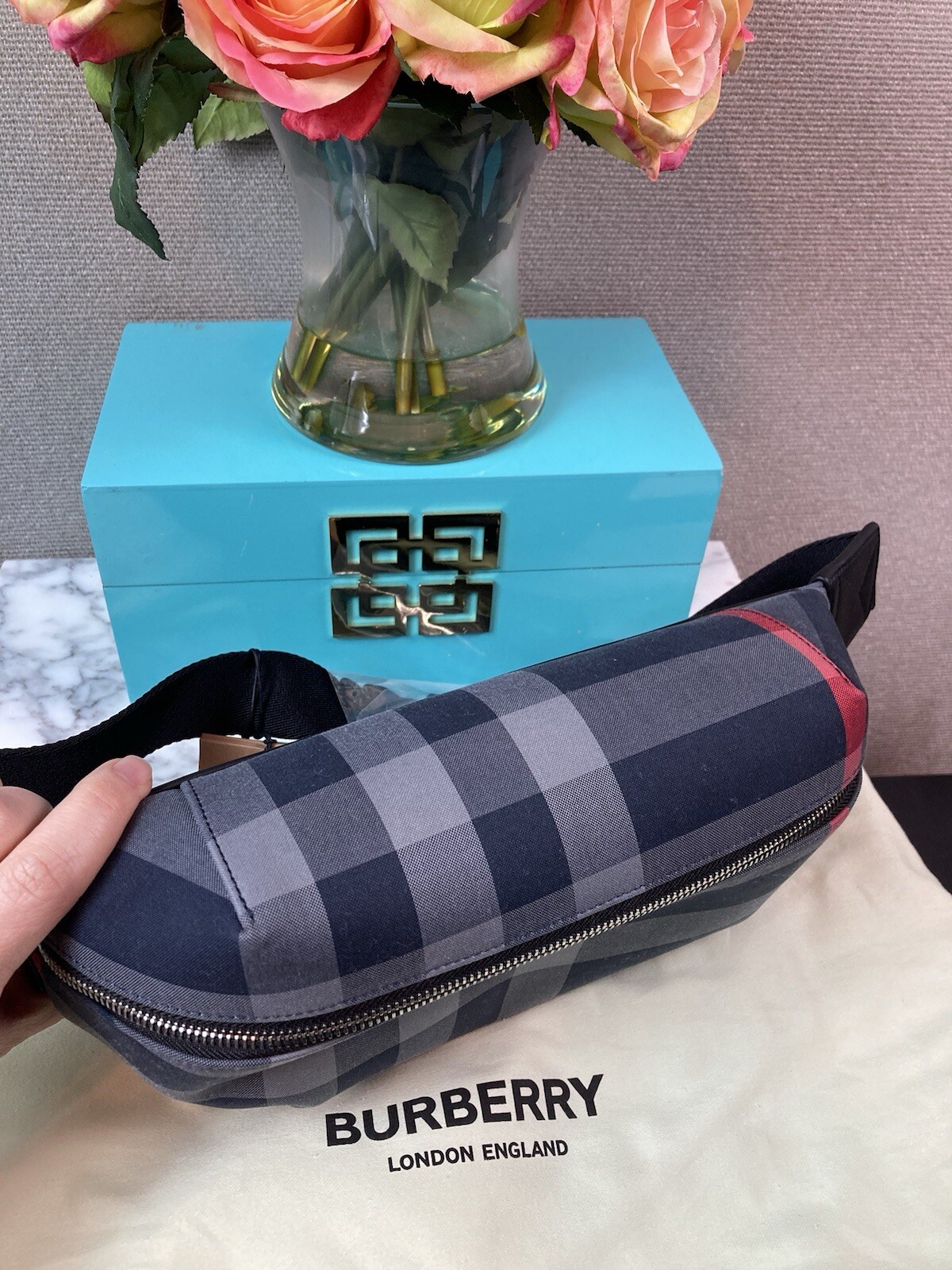 NWT Authentic Burberry Navy Grey IP Check Canvas Sonny Belt Bag – $910 Retail