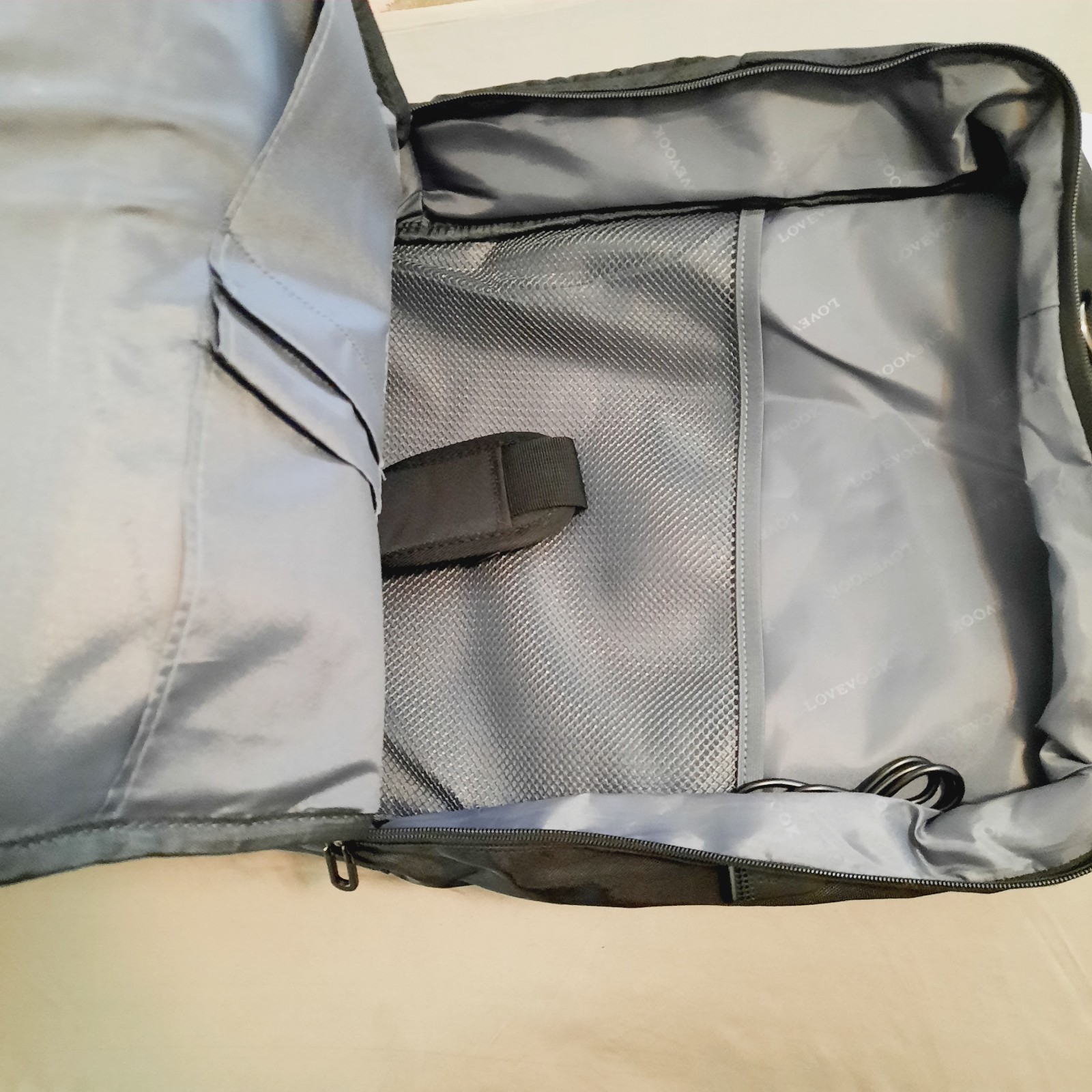 Lovevook NWT Convertible Laptop Backpack 3 In 1 Laptop/Messenger/Briefcase Bag
