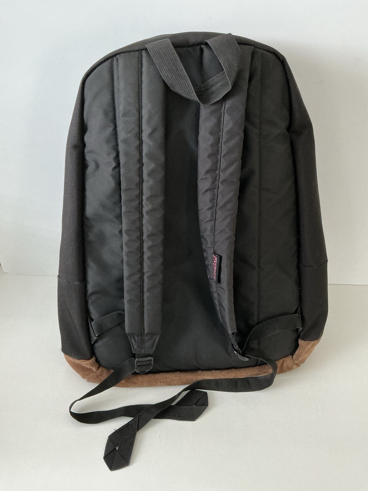 Classic JanSport Right Pack Backpack – Black w/Brown Suede Bottom