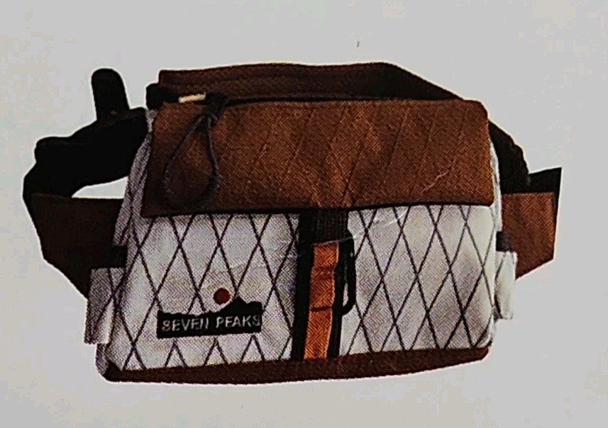 NEW Seven Peaks Fannypack Camel Brown