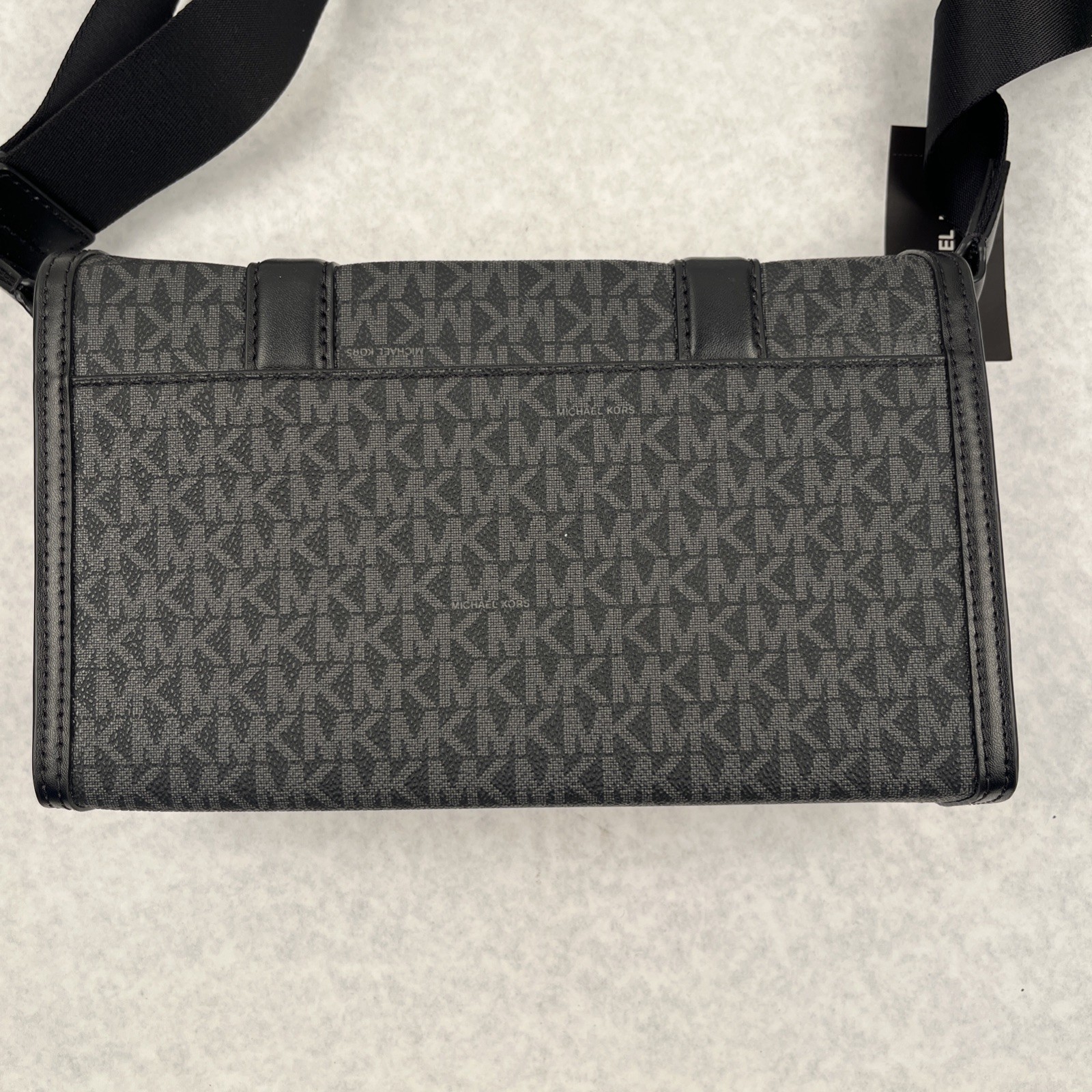 NWT ~ Michael Kors Cooper Trunk Crossbody White/Black $298 MSRP