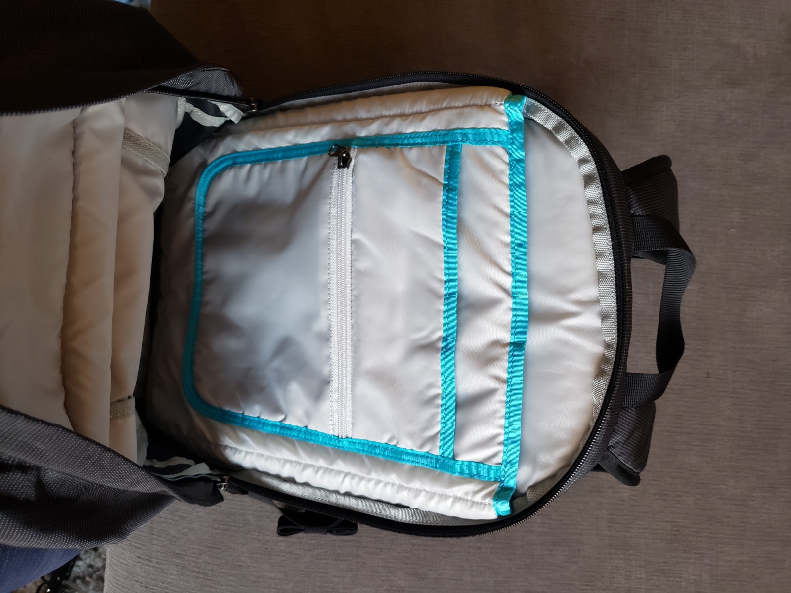 RARE!! Wharton School Backpack Chubb Exec – Thule Enroute 18 – NEW WITHOUT TAGS!