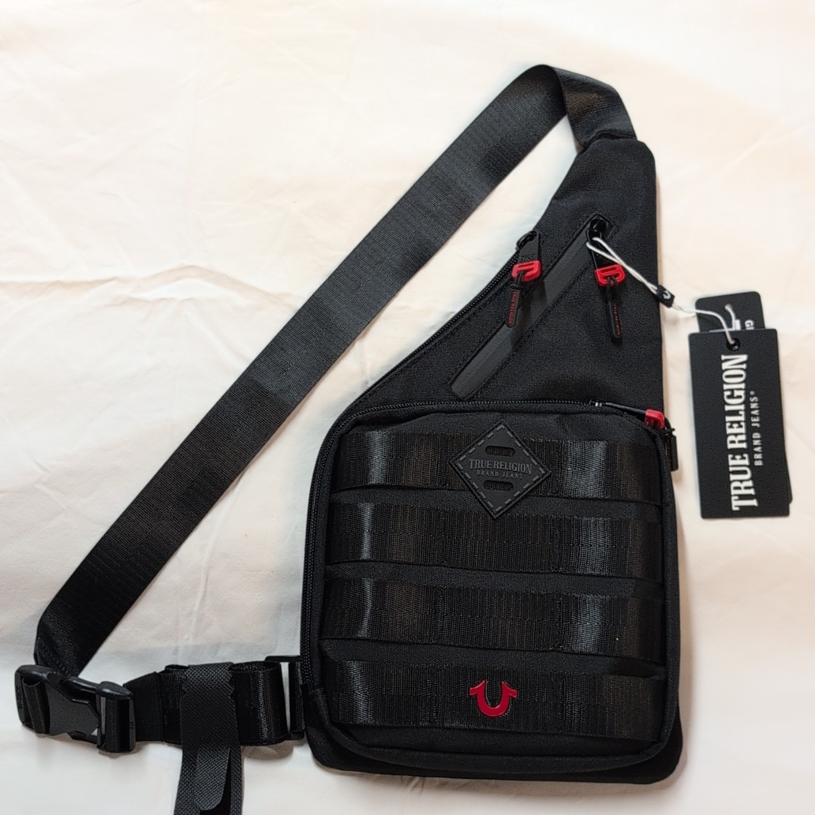 True Religion Kerr Men’s Black Crossbody Sling Bag Zip Buckle Closure Travel