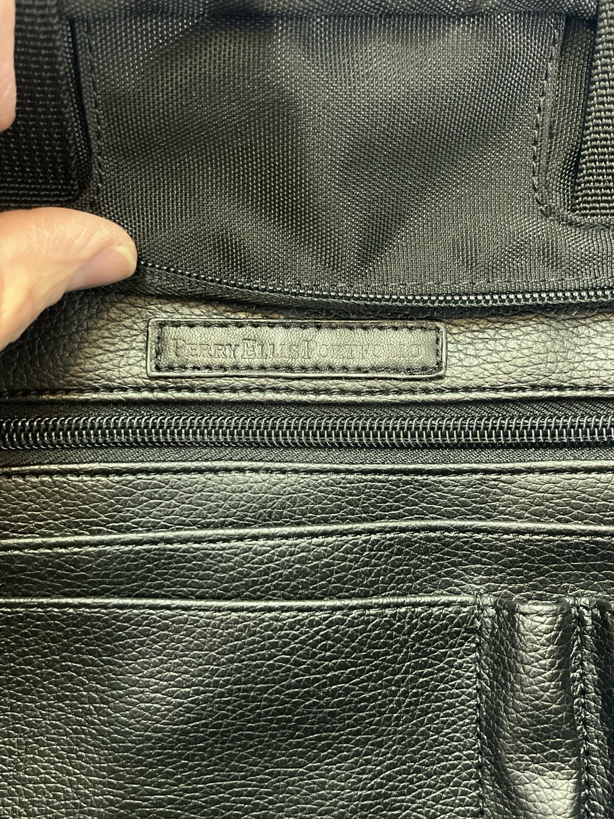 PERRY ELLIS PORTFOLIO Expandable MULTI-POCKET Computer/Laptop Case BRIEFCASE BAG