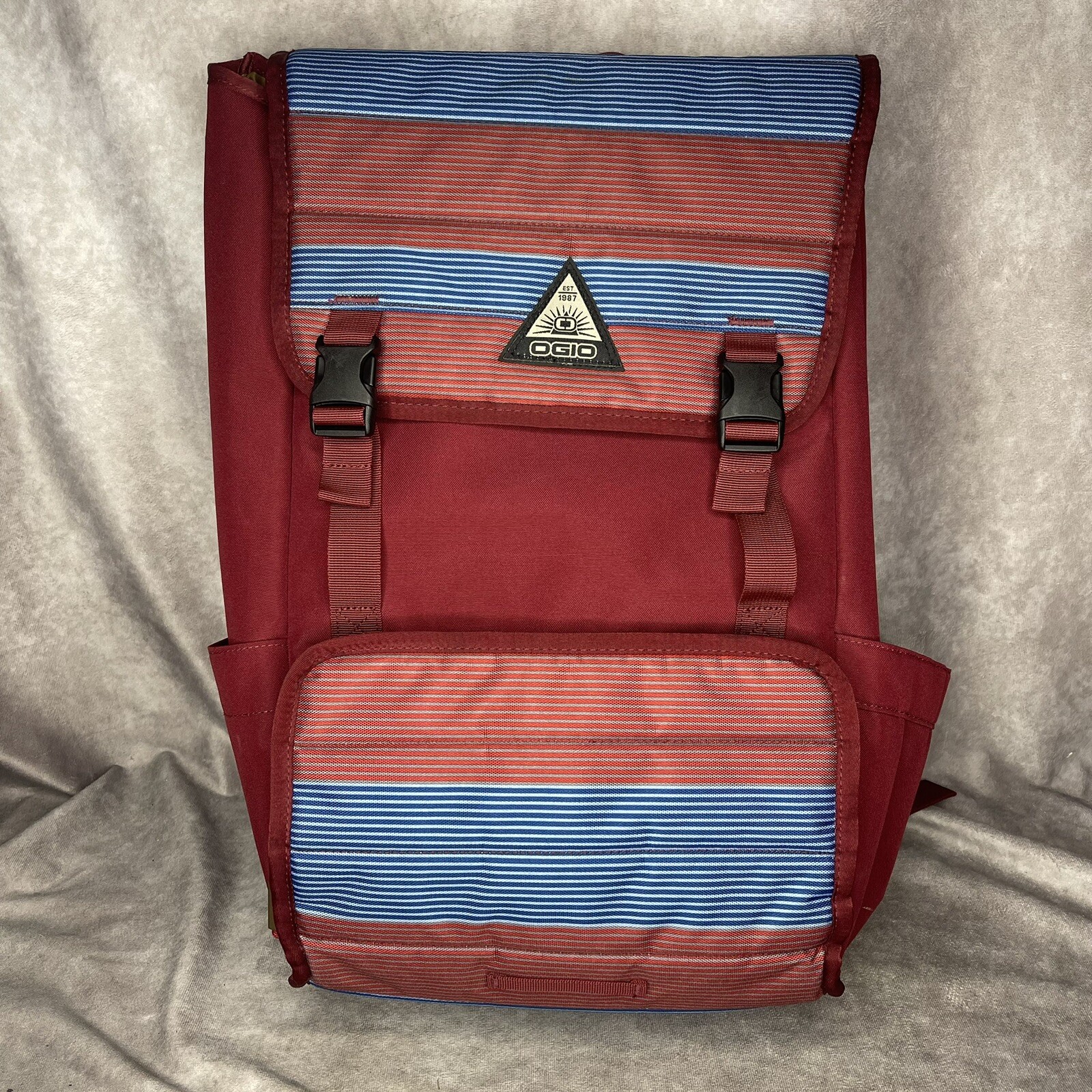 OGIO RUCK 20” Back bag laptop bag Red Blue, Clean Good Condition Rare