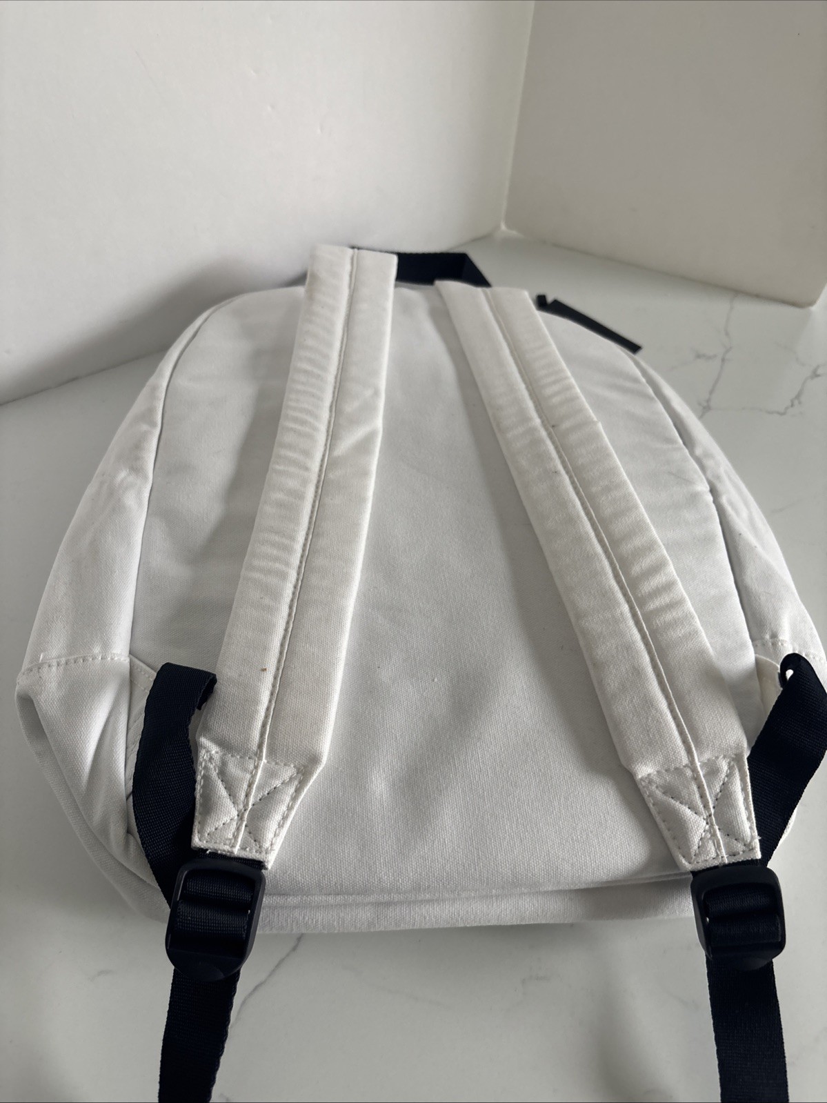 TOMMY HILFIGER Signature Logo Crest Backpack -Back pack White NWT