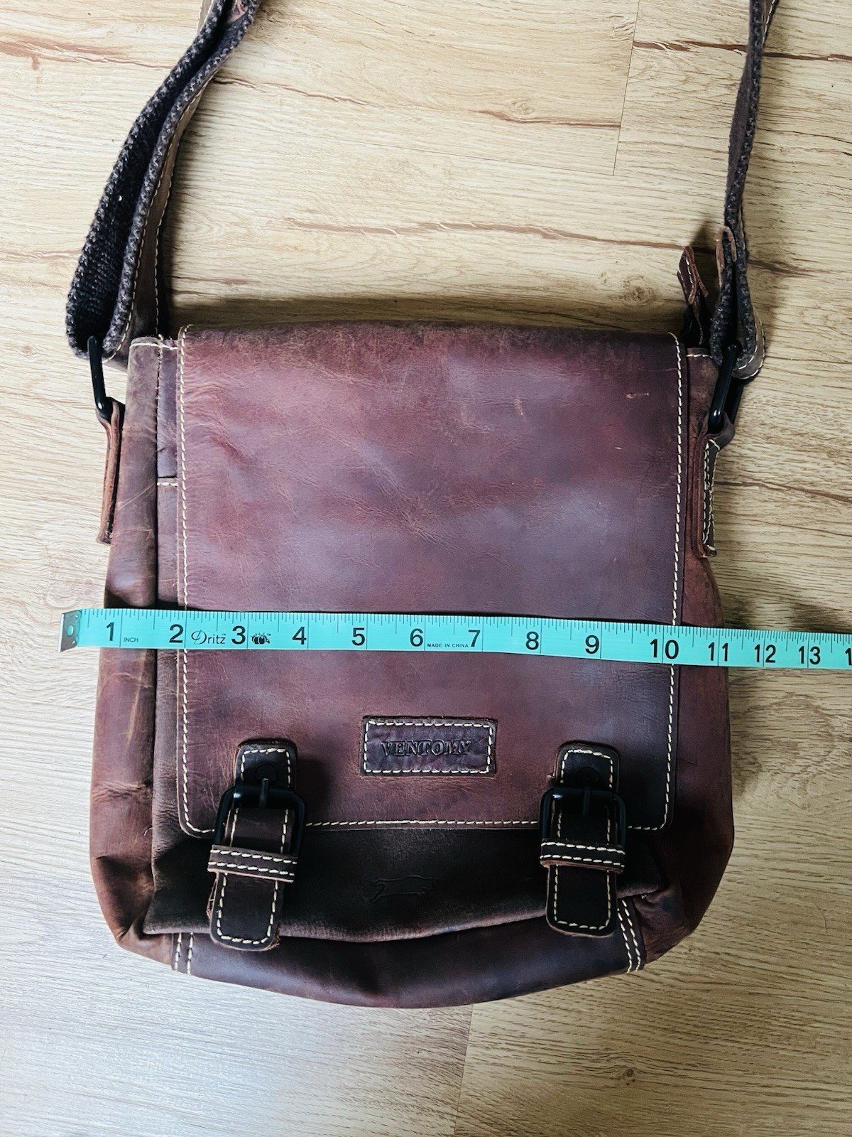 VENTOMY Brown Leather Messenger Bag Adjustable Strap Buckle Zip Snap Closures