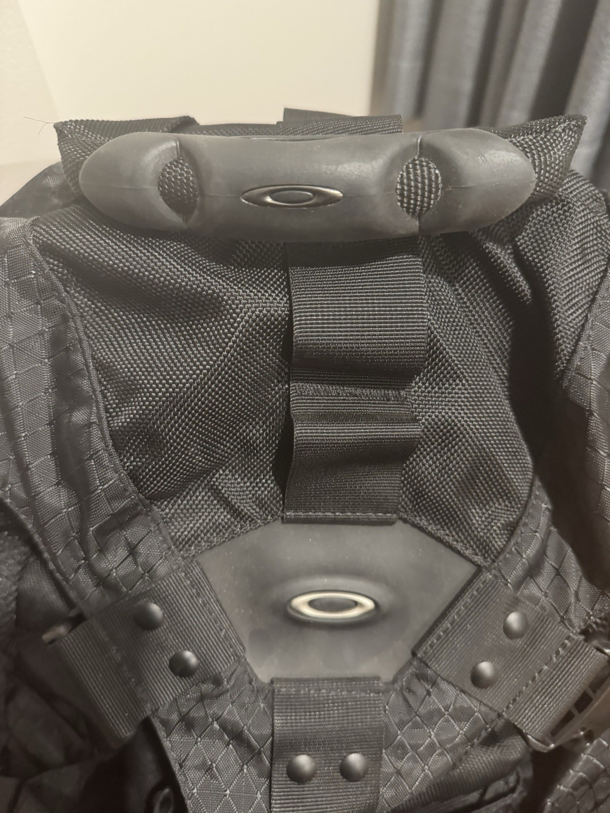 oakley icon 2.0 backpack