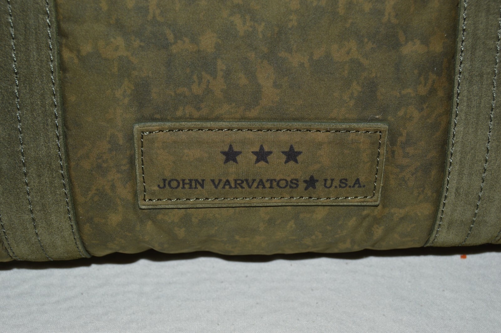 JOHN VARVATOS * USA Man’s NYLON PUFFER TOTE Bag NEW 19x16x7in Retail:$228