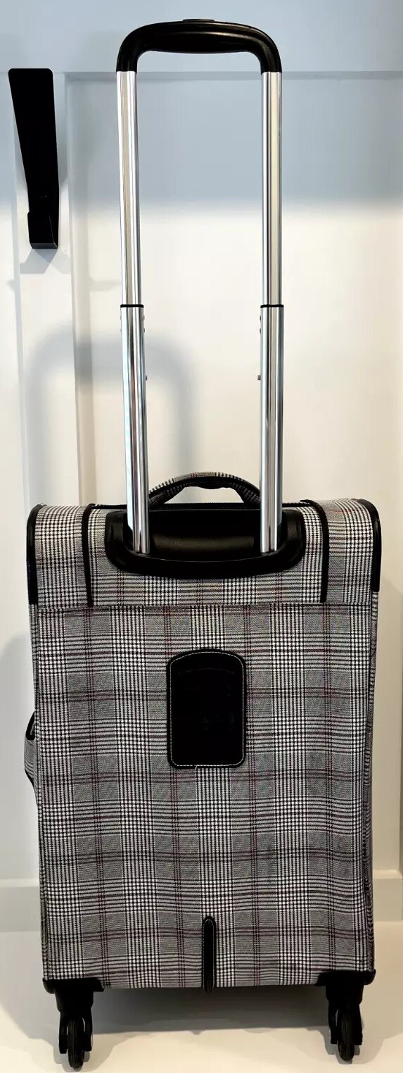 London Fog 8600 Knightsbridge 20″ 21″ Expandable Spinner 360HL Plaid Carry On