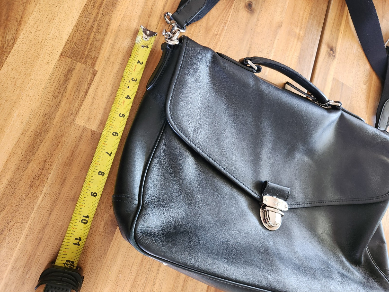 Quality Coach Leather Perry Flap Black Briefcase/Laptop Bag Lock Closure