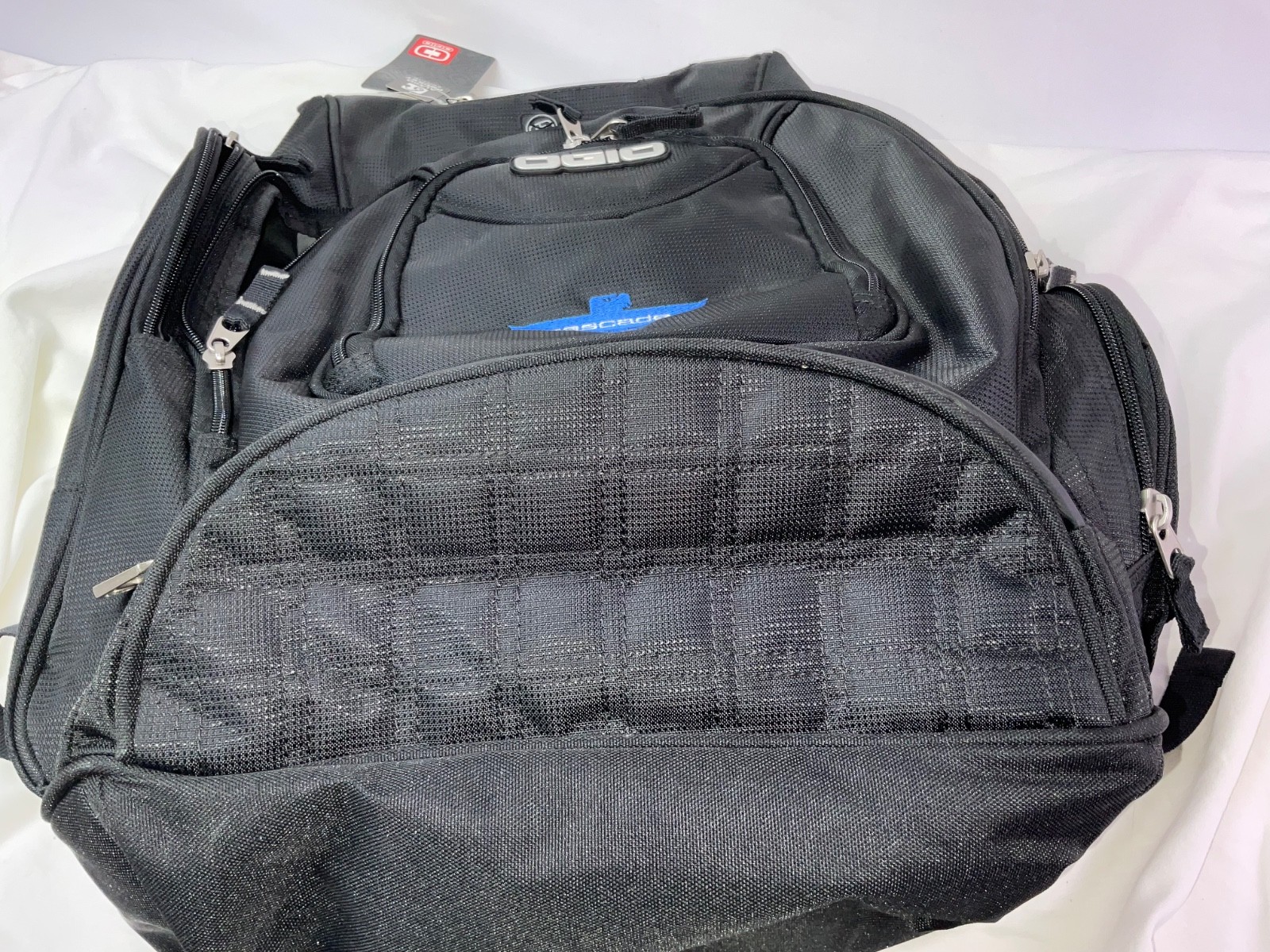 Ogio Metro Backpack Audio & Mouse Pocket Laptop Sleeve School Travel Brand New