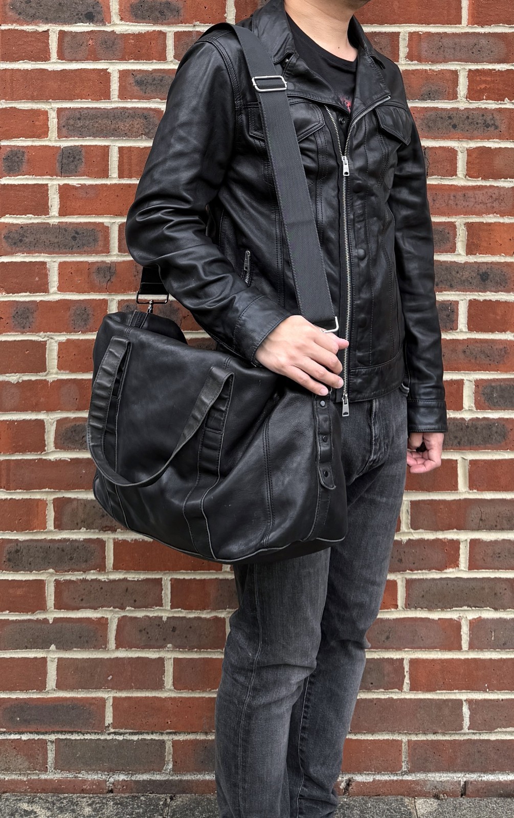 AllSaints MEGURO Leather Holdall Bag Black MEDIUM Unisex Mens Day Bag Shoulder
