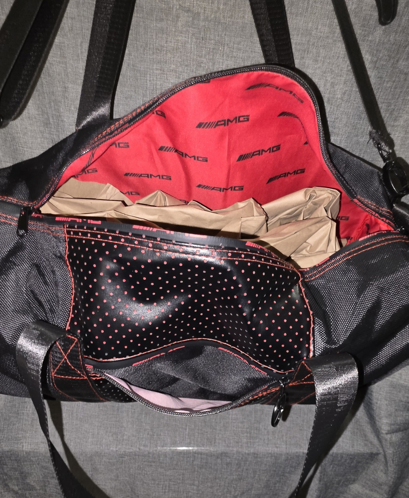 Mercedes Benz AMG Duffle Gym Bag Logo Zipper Black Red Racing Formula One Sport