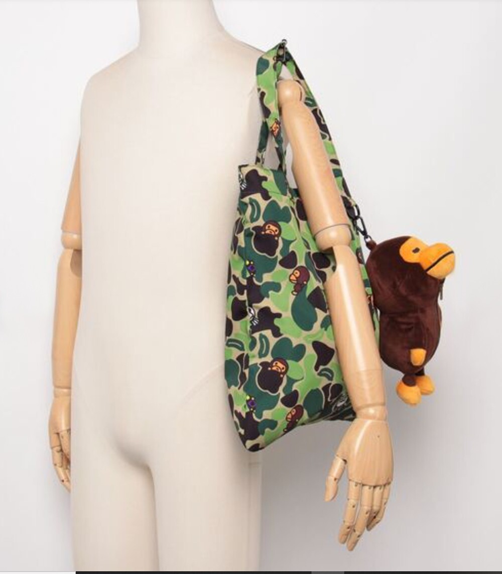 *A BATHNIG APE BABY MILO STORE BABY MILO PLUSH DOLL RECYCLE TOTE BAG AM20189335