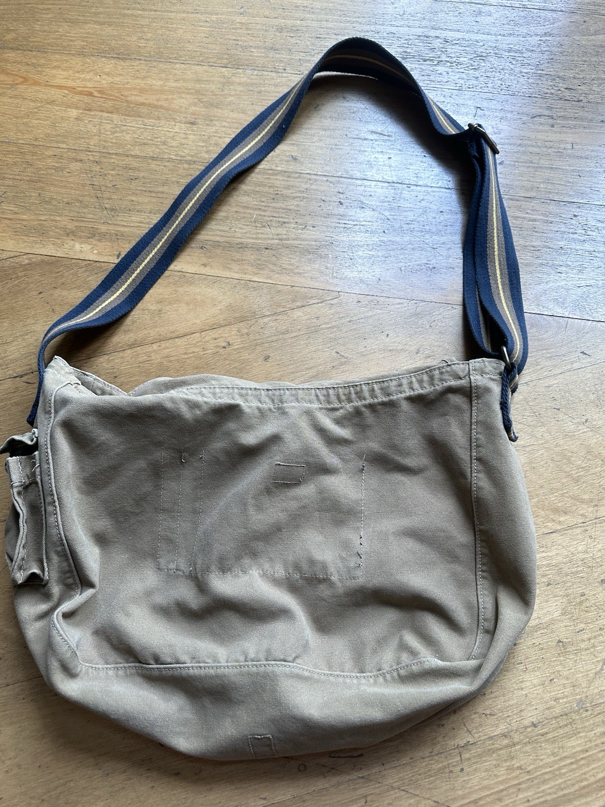 american apparel messenger bag men