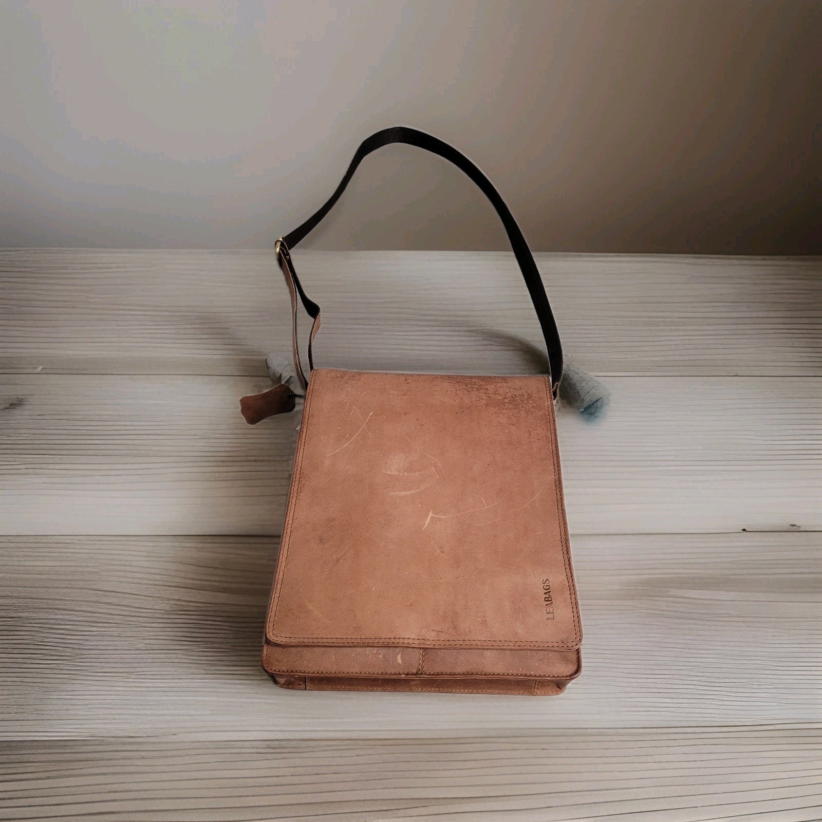 Leabags Messenger Bag 100% Leather Shoulder Strap Flap Brown 12×10