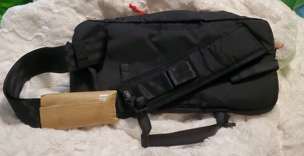 Chrome Industries Kadet Sling Messenger Bag BLCKCHRM 9 Liter Black Crossbody NWT