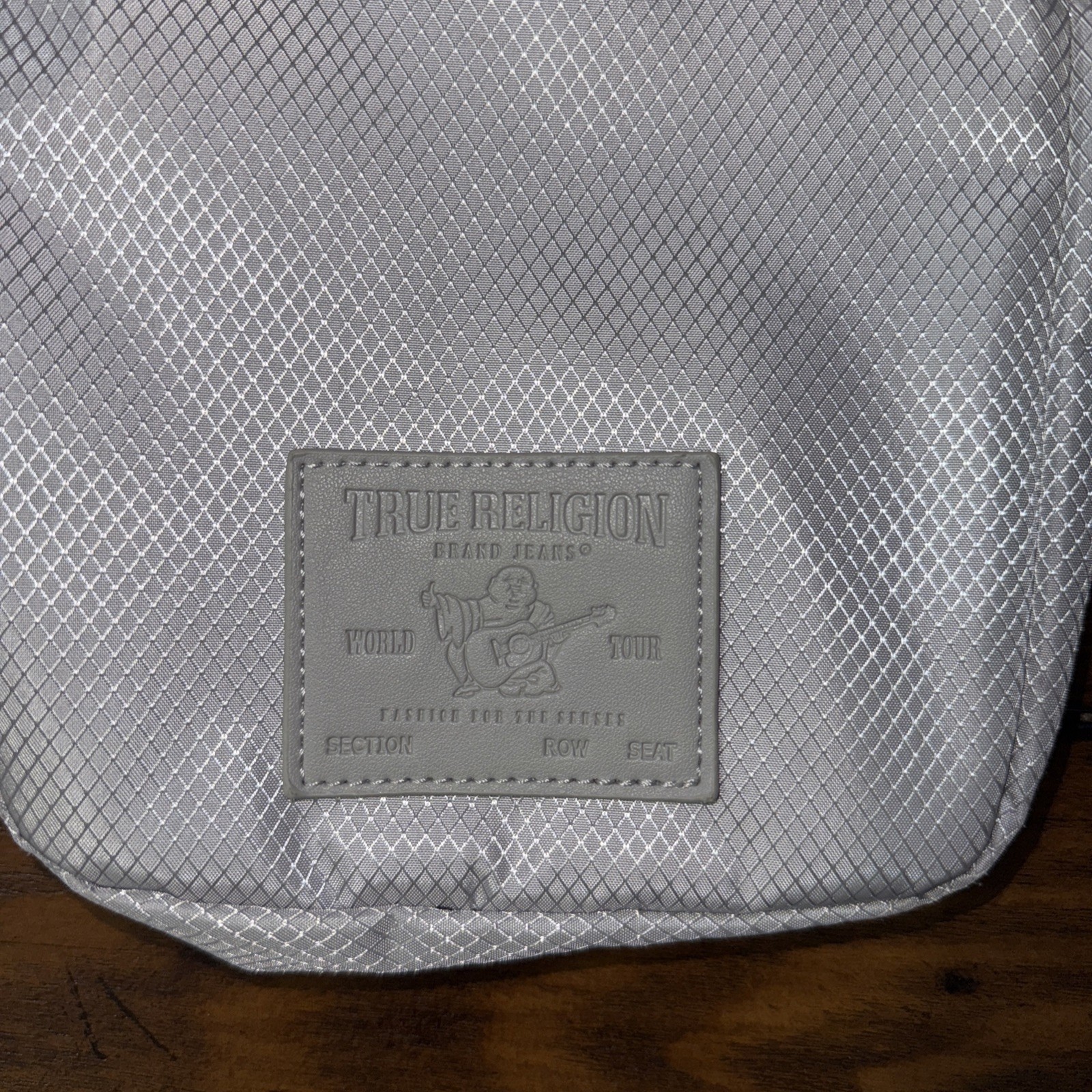 True Religion Buddha Patch Unisex Grey YETA 2.0 Crossbody Bag TR104144 Excellent