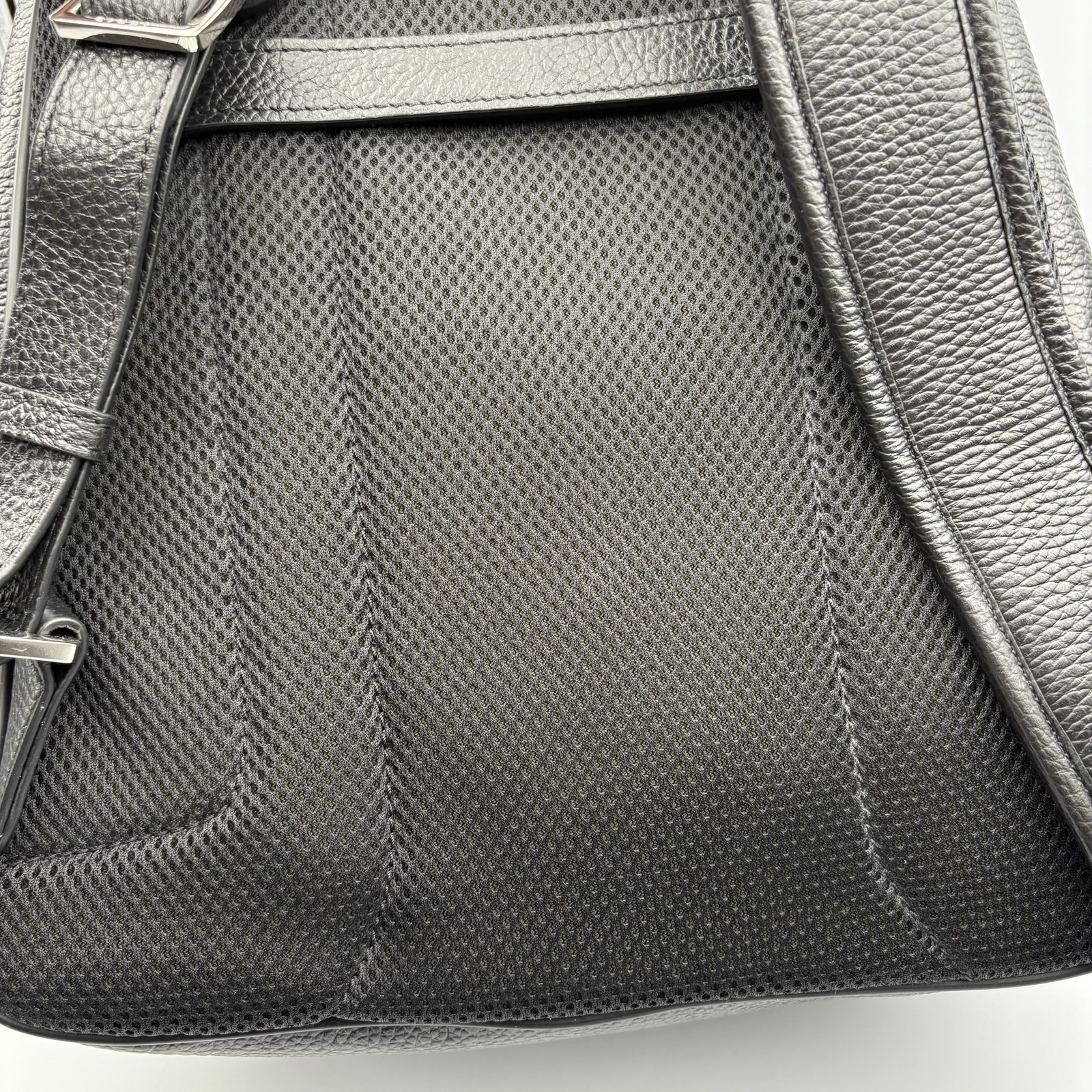 Giudi Hammered Calf Genuine Leather Black Backpack – Made In Italy