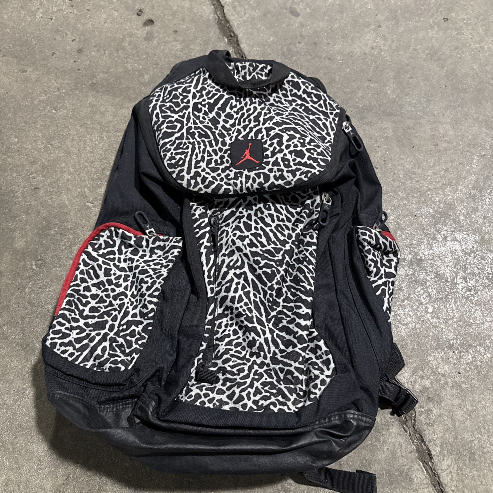 E1 AIR JORDAN Backpack Black & White with Red