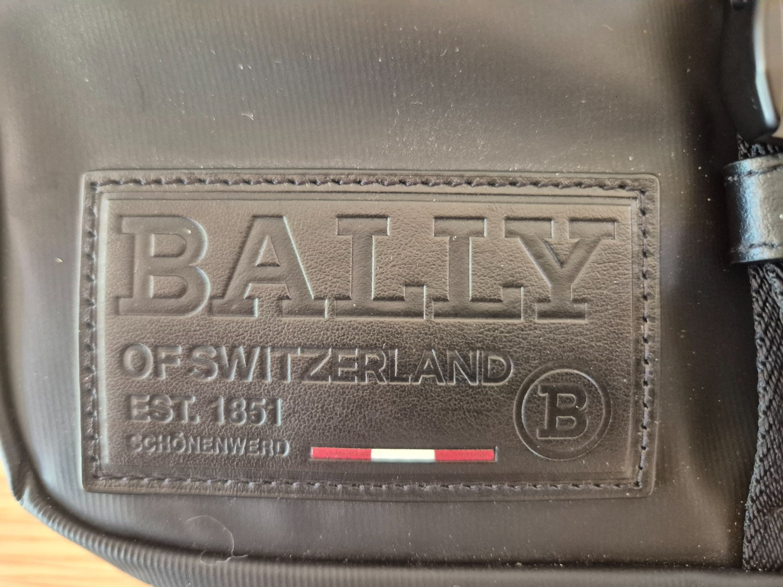 BALLY REENZO NYLON CANVAS CAMERA MENS UNISEX BAG NEVER USED BLACK & KHAKI