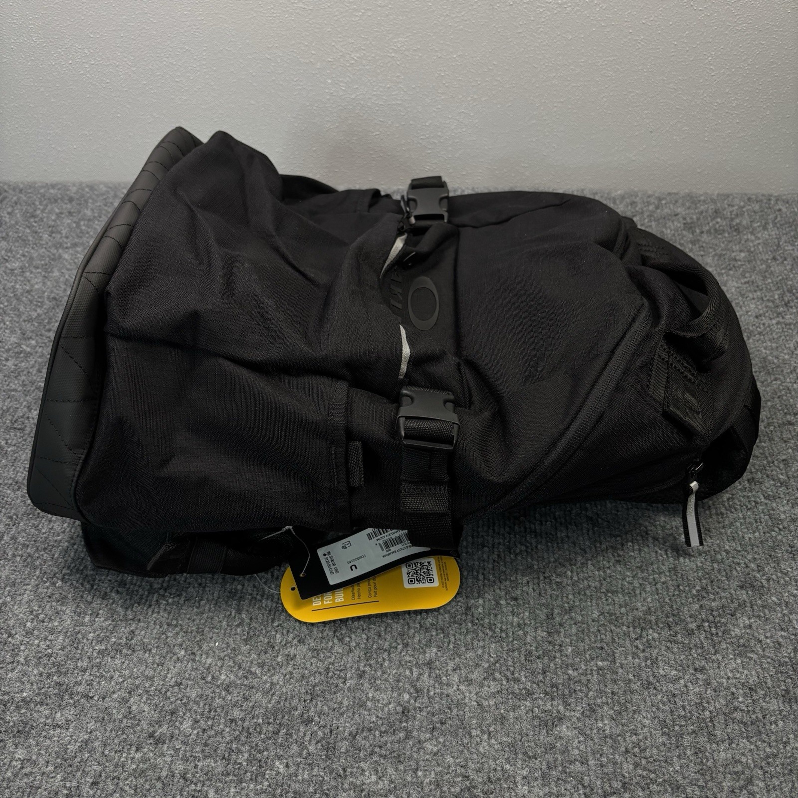 Oakley Crestible 23L Utility Backpack Black Laptop Travel School Work Office NWT