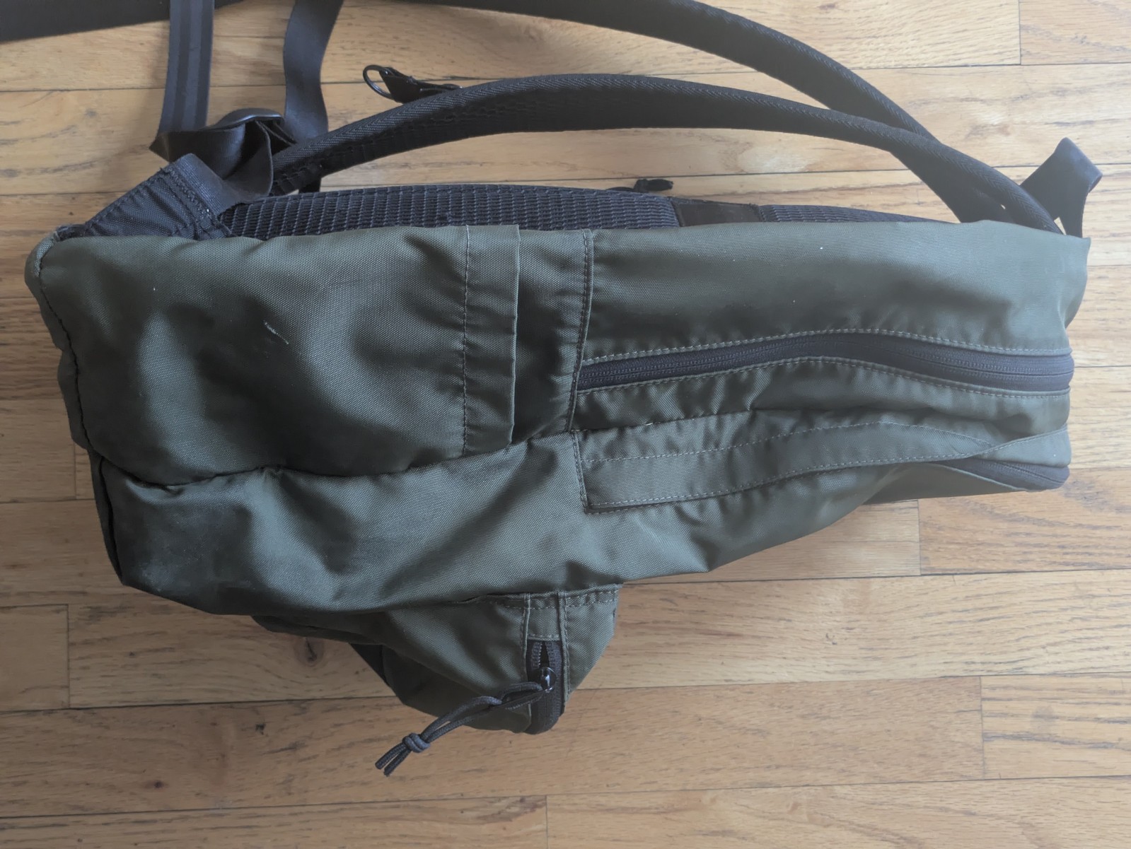 The Brown Buffalo Standard backpack green olive black, used see desc $189 retail