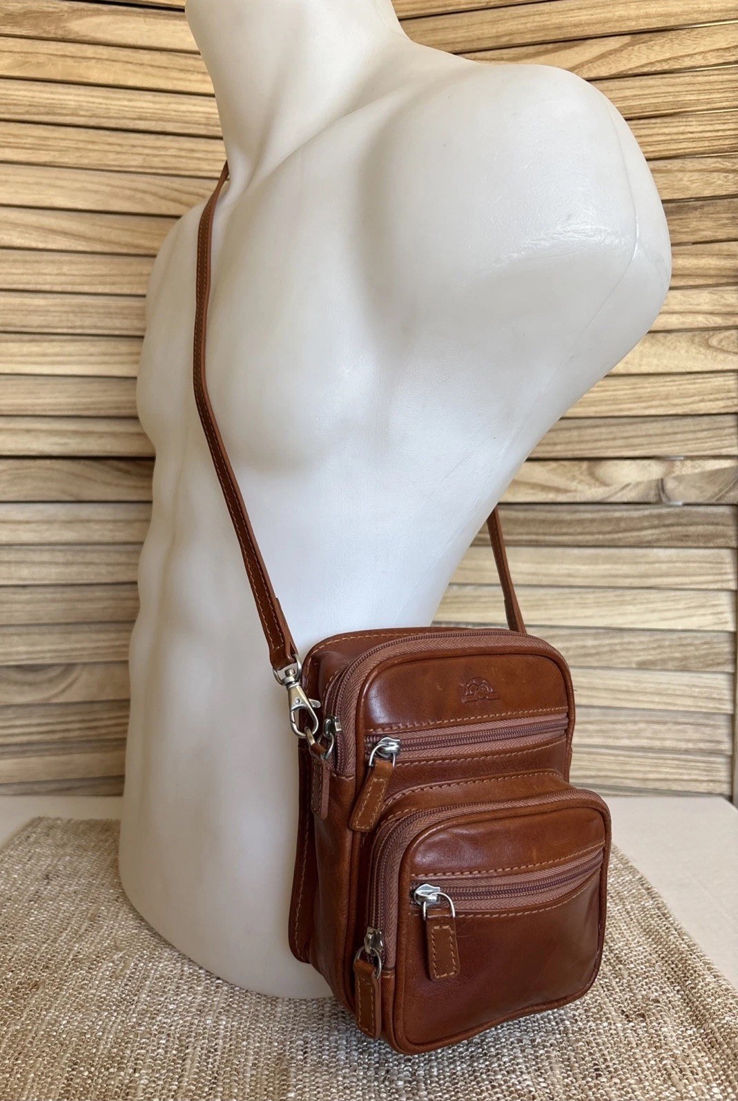 VTG GREEN by TONY PEROTTI-Brown Italian Leather Cossbody/Belt Bag Zip Pockets