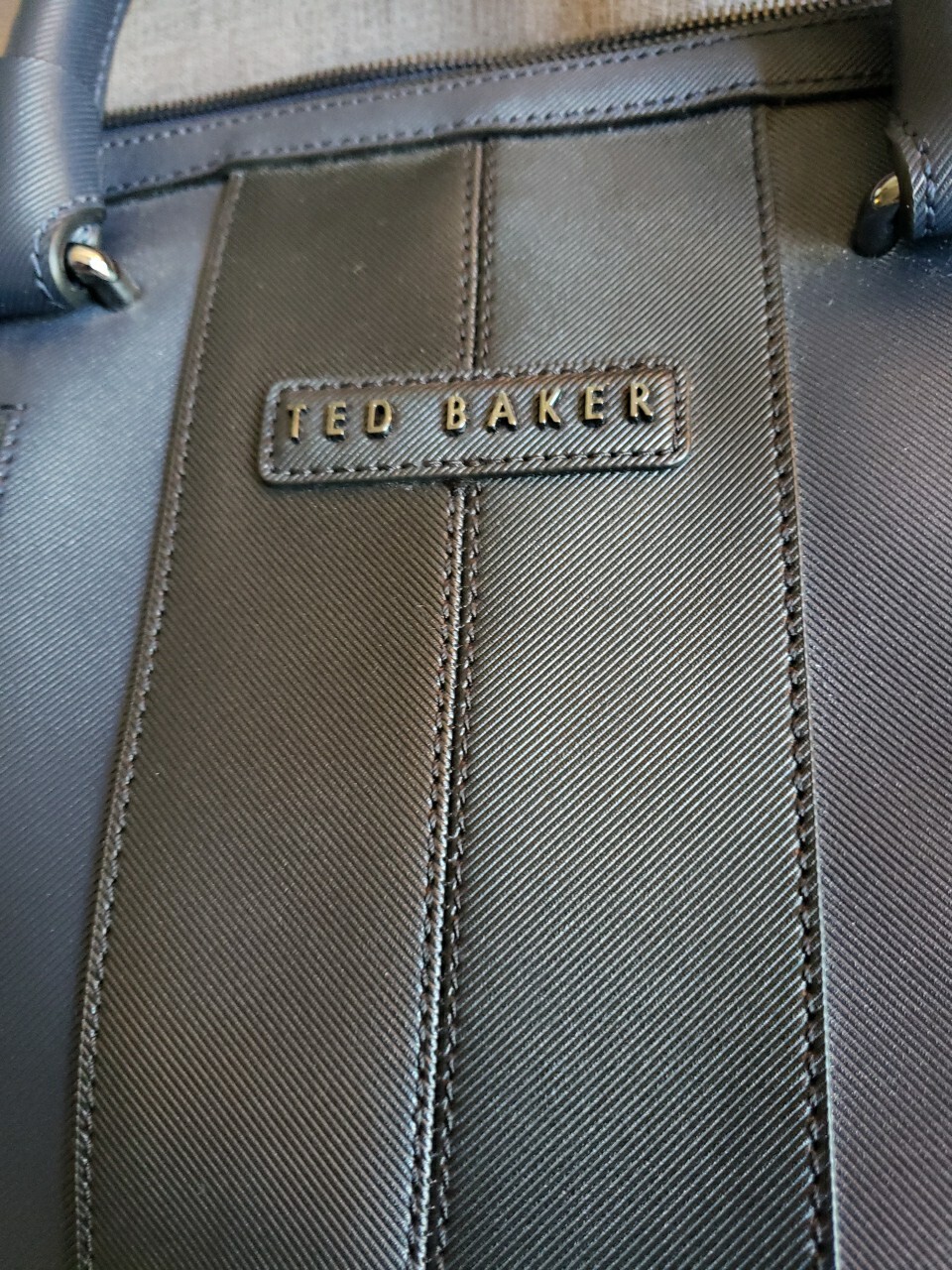 Ted Baker – Vin Twill PU Document Bag – Color Navy And Black. Bloomingdale’s!