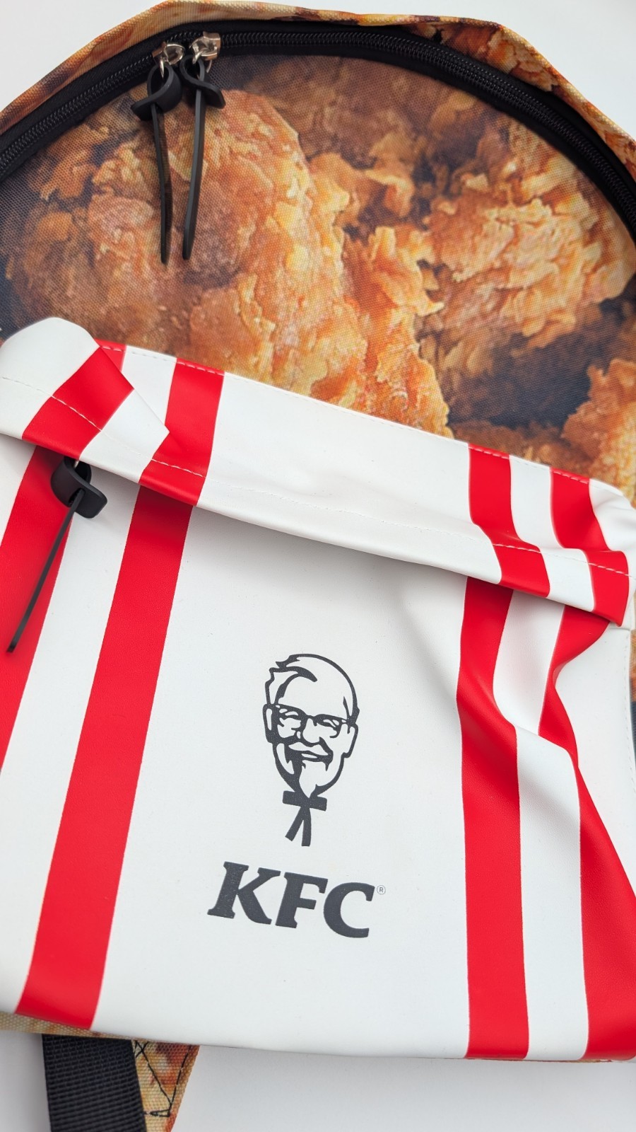 KFC Backpack – Kentucky Fried Chicken Fast Food Graphic 🍗 16″ Bag