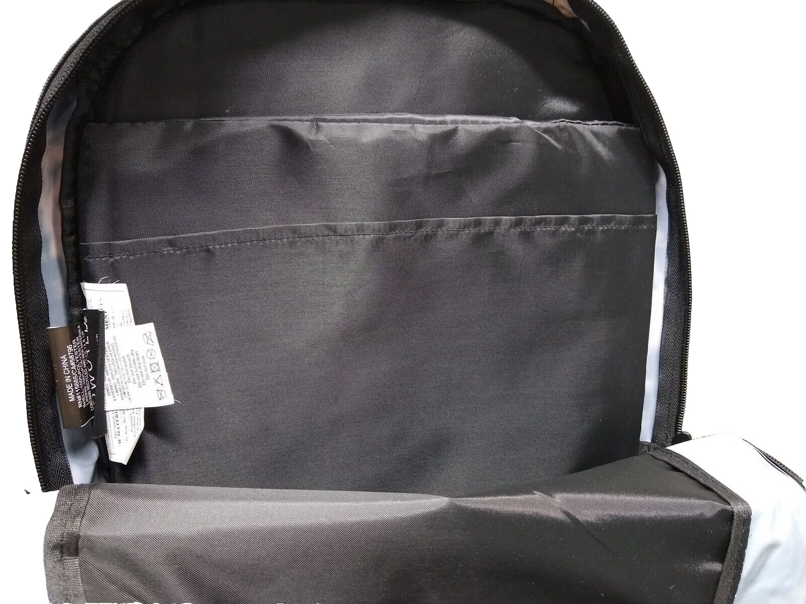 Tokyo Ghoul Backpack w/Laptop Sleeve Ken Kaneki Bioworld